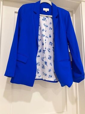 Skies Are Blue Electric Blue Open-Front Blazer with Floral Lining